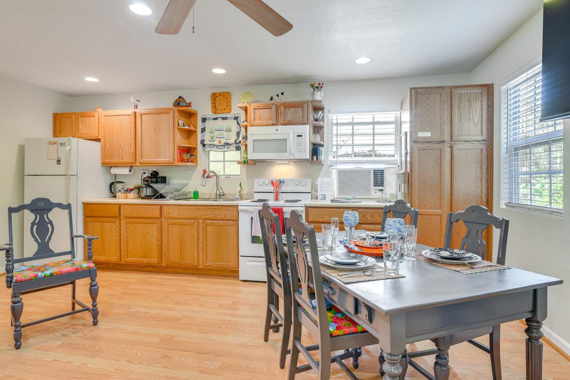 Cozy Galveston Apartment With Private Beach Pass! Экстерьер фото